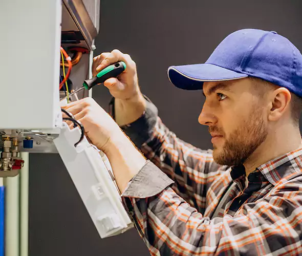 Expert Plumber for Tankless Water Heater Maintenance in Mastic, NY: Schedule Professional Maintenance Services with Us