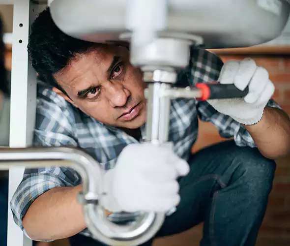 Expert Plumber for Water Line Repair in Mastic, NY: Schedule Affordable Water Line Repair Services with Us