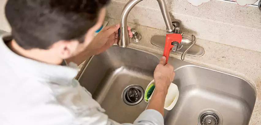 Faucet Repair in Mastic