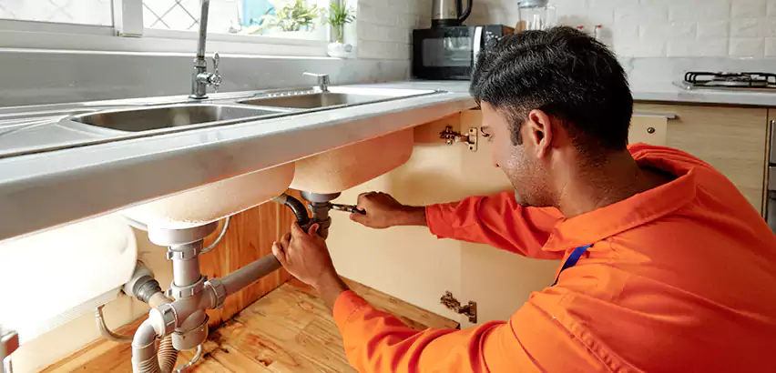 Sink Drain Replacement in Mastic